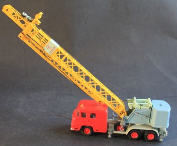 Siku Krupp 15t Recovery Crane V193 Plasticmodel 1962 (3687)